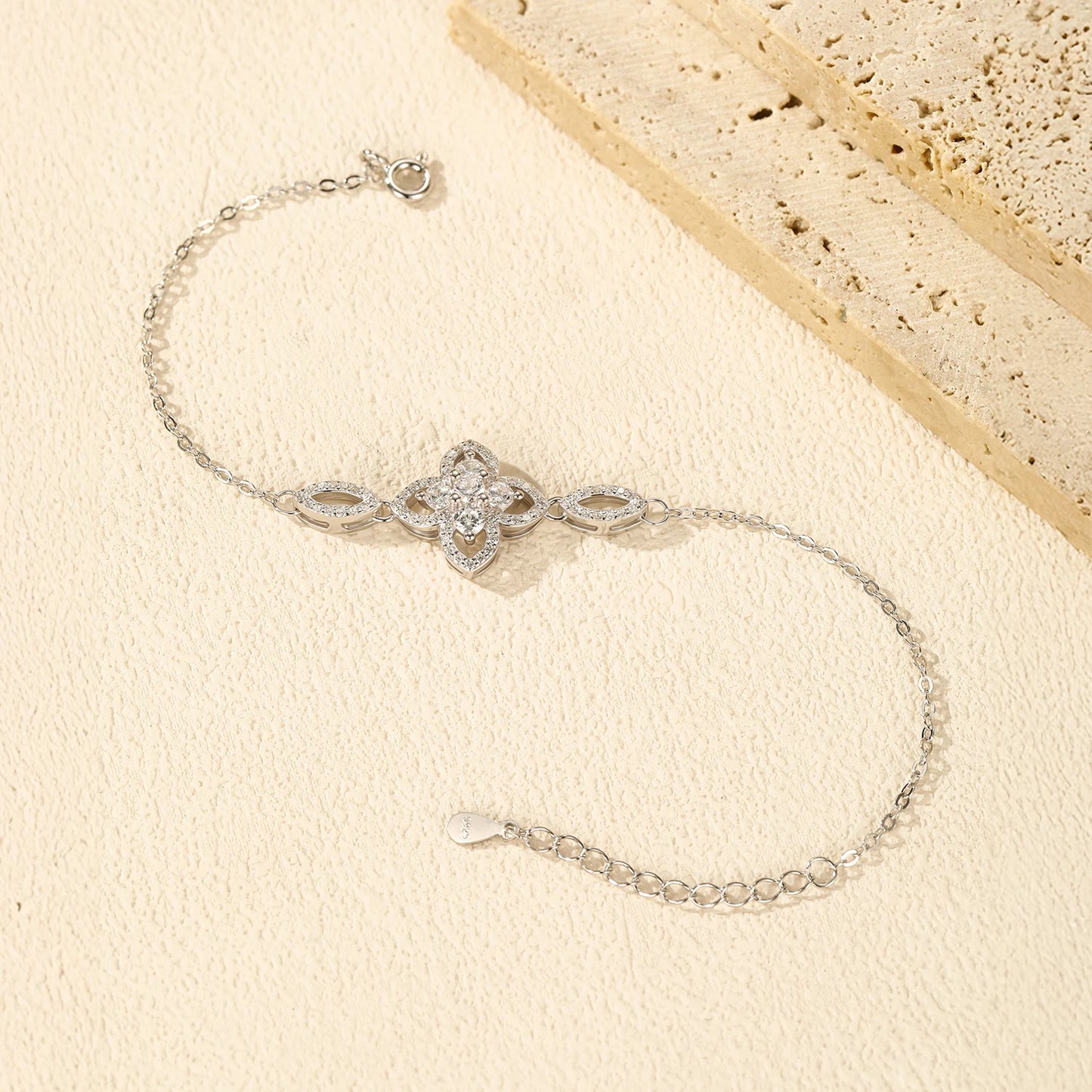 Sterling Silver Exquisite Four Leaf Clover Flower Charm Bracelet