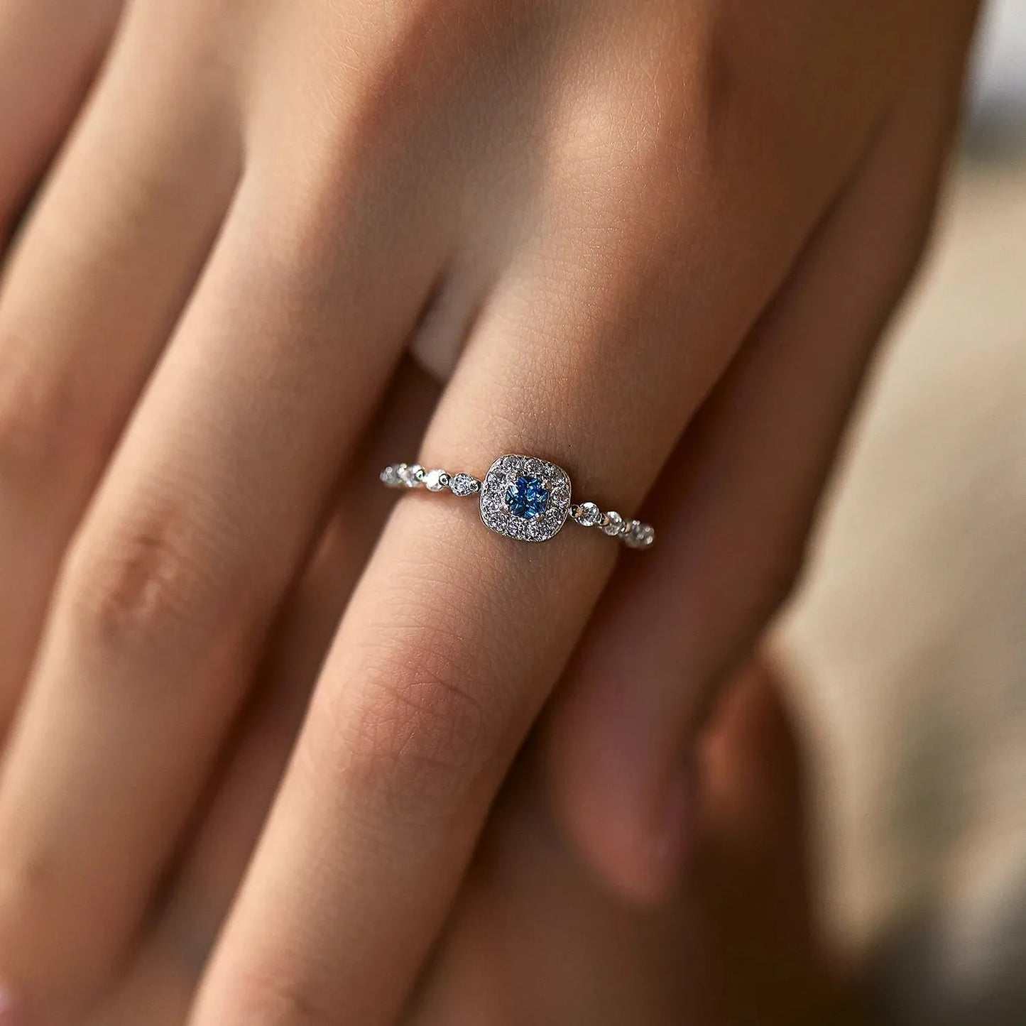 Silver Classic Sparkling Square Blue Zirconia Finger Ring