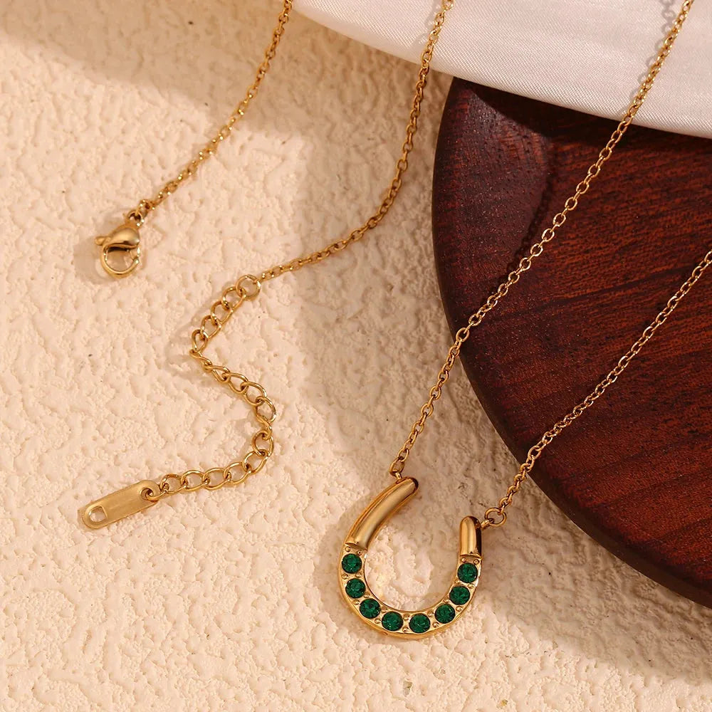 18K Gold Plated Sparkling Horseshoe U-shaped Pendant