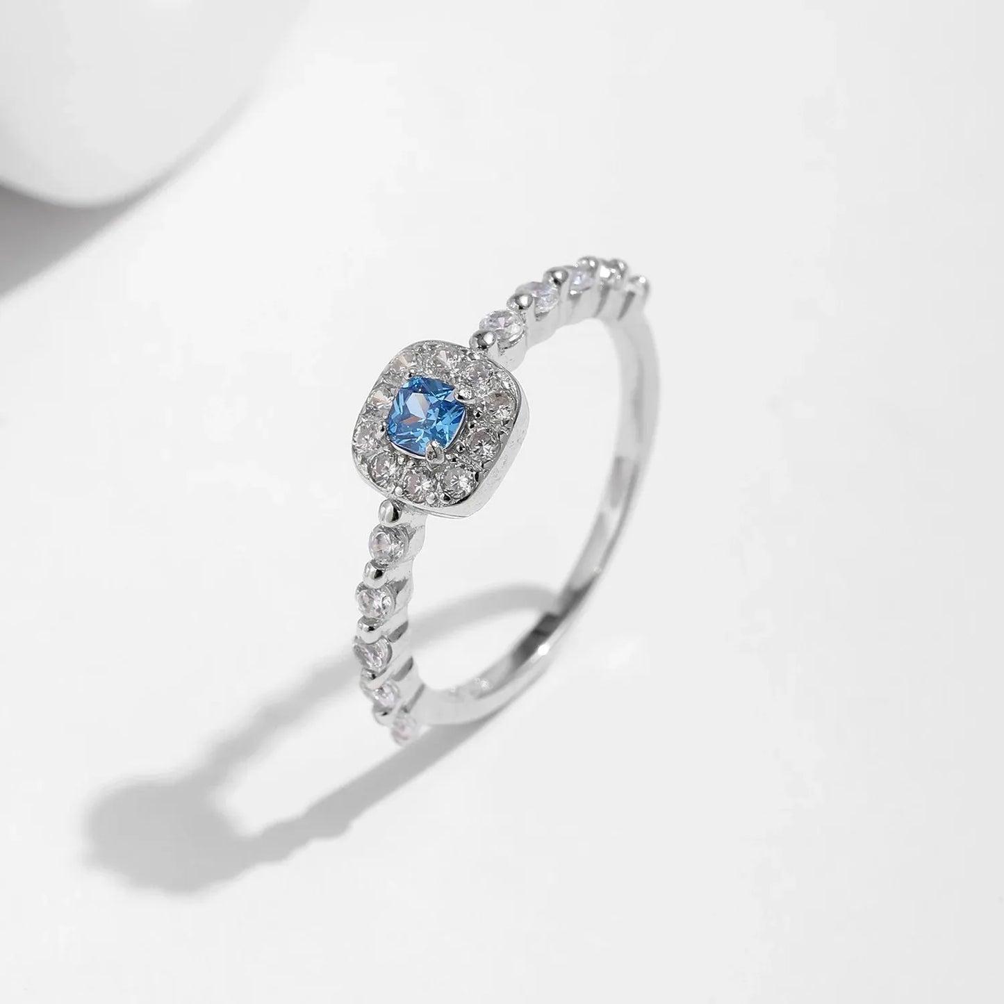 Silver Classic Sparkling Square Blue Zirconia Finger Ring