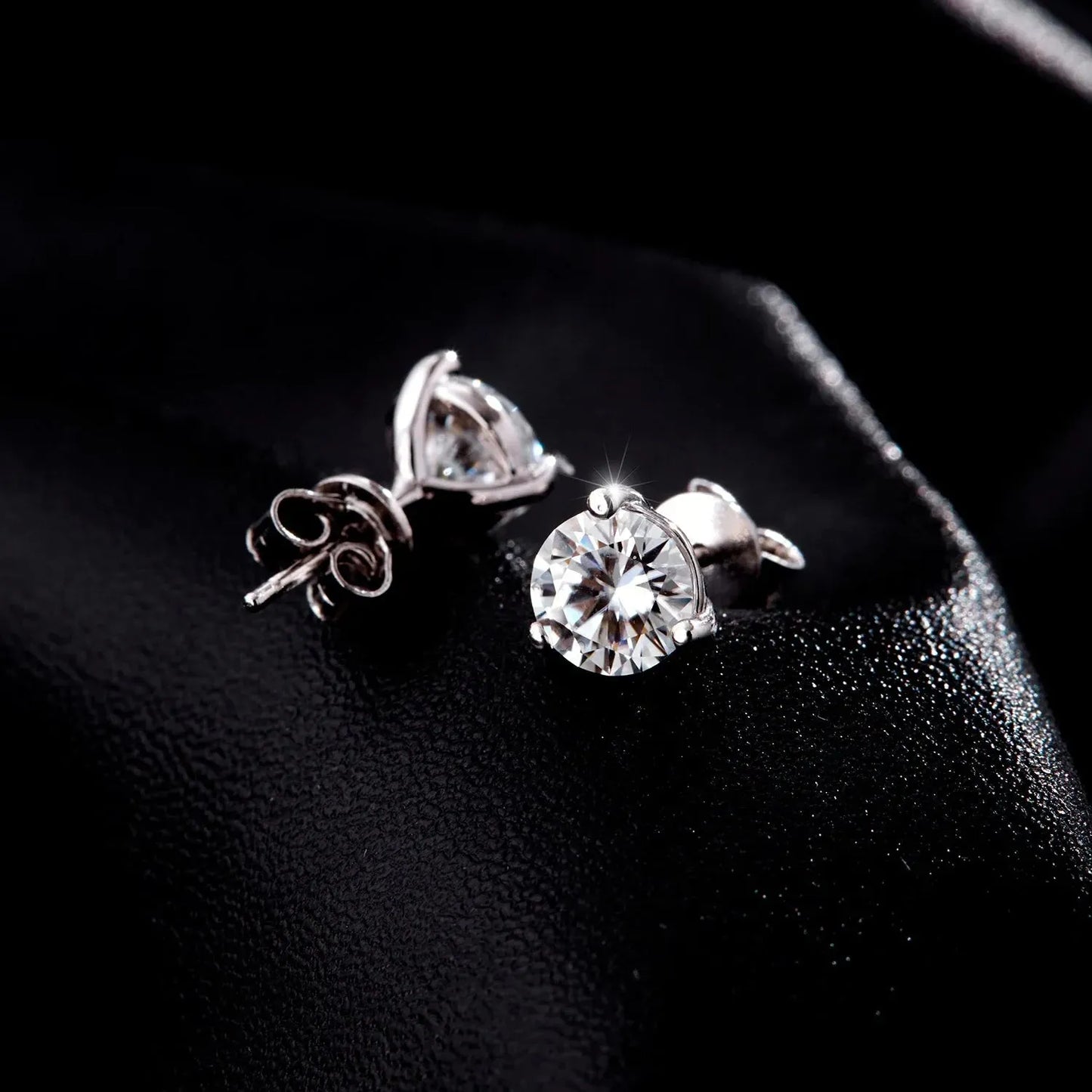 1CT Moissanite Earrings 925 Sterling Silver Sparkling Three Prong Setting Stud Earrings